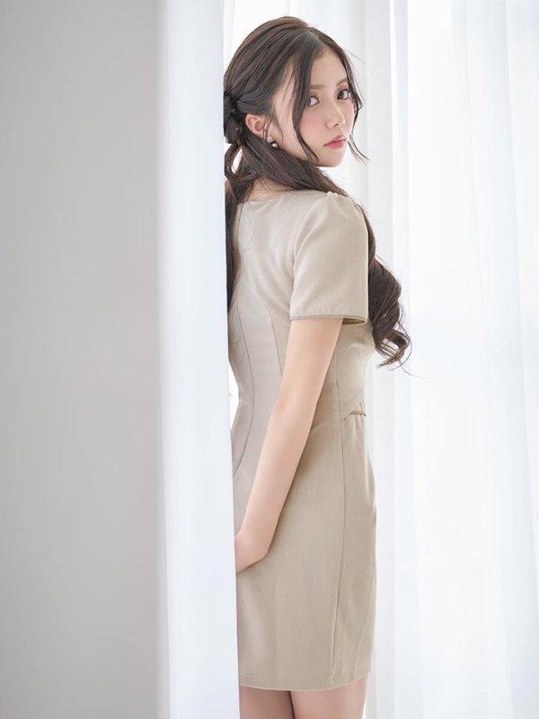 モデル：せいは　身長：161cm　着用サイズ：Sサイズ