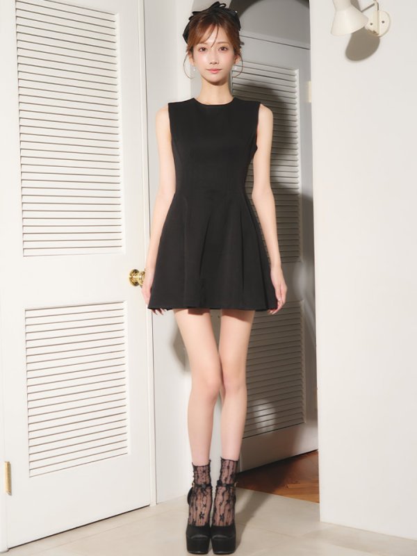 モデル：あすか　身長：170cm　着用サイズ：Sサイズ