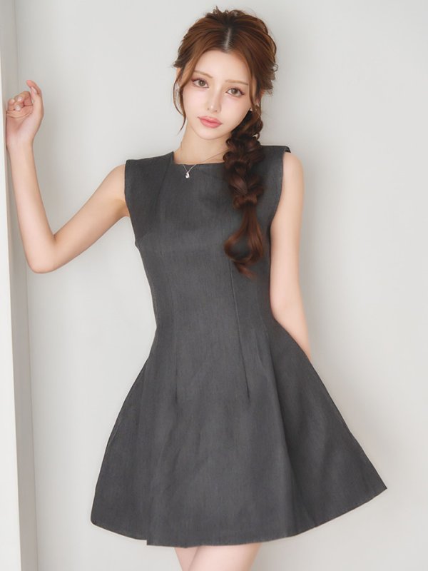 モデル：ももか　身長：156cm　着用サイズ：Sサイズ