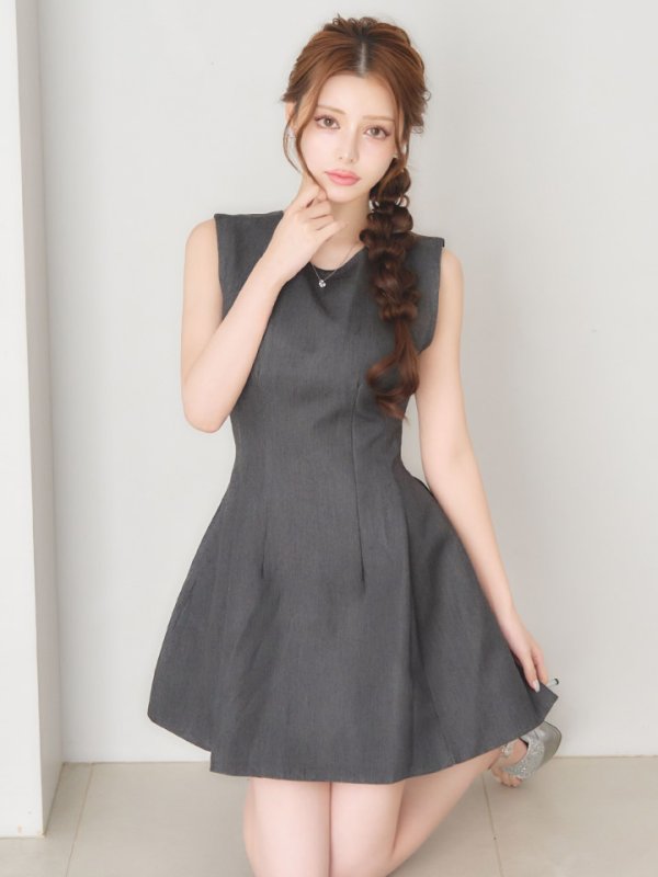 モデル：ももか　身長：156cm　着用サイズ：Sサイズ