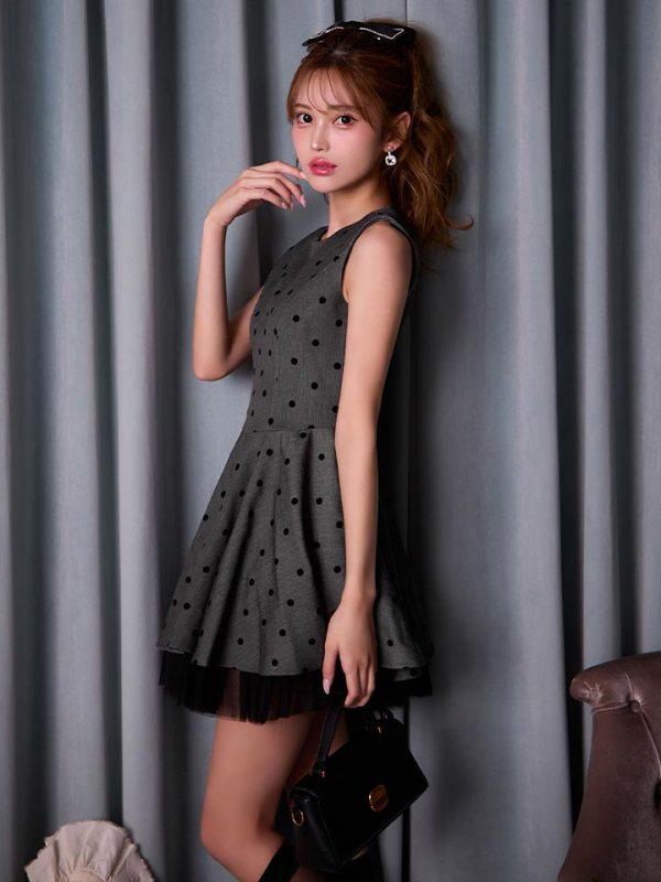 モデル：るりぴ　身長：165cm　着用サイズ：Sサイズ