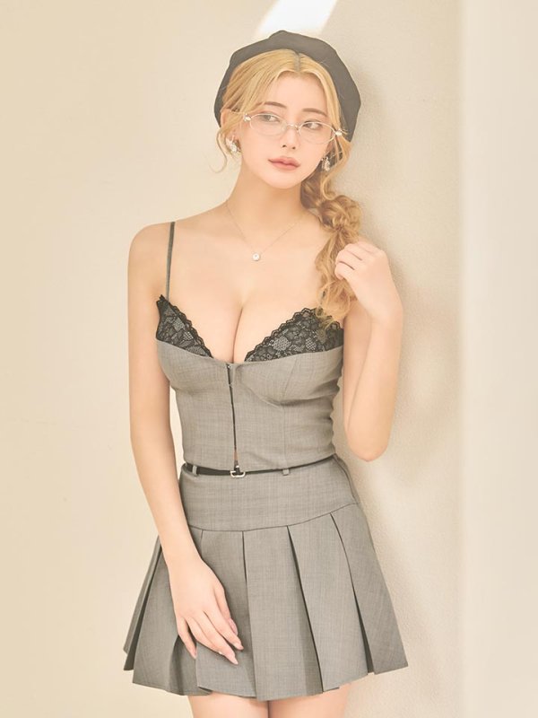 モデル：ふぶき　身長：161cm　着用サイズ：Sサイズ