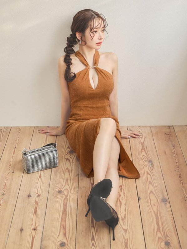 モデル：朝陽凪　身長：156cm　着用サイズ：Sサイズ