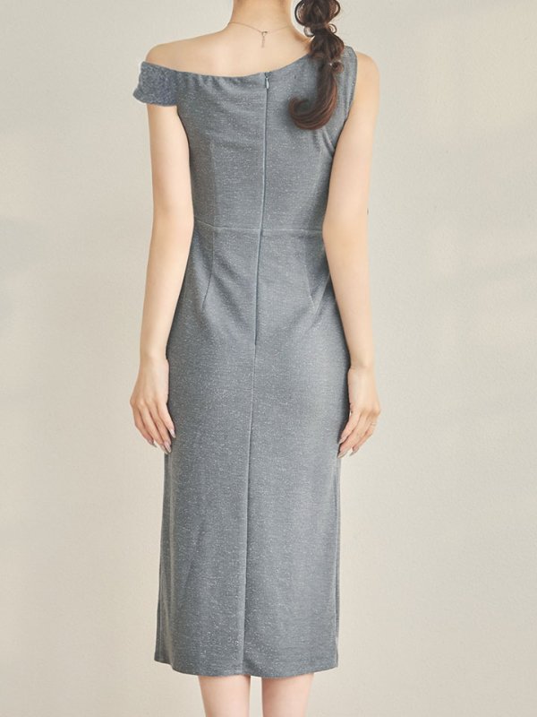 モデル：朝陽凪　身長：156cm　着用サイズ：Sサイズ