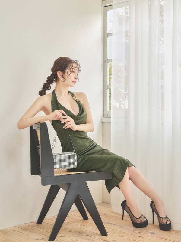 モデル：朝陽凪　身長：156cm　着用サイズ：Sサイズ