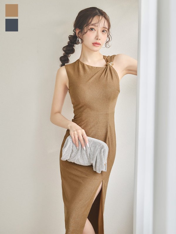 モデル：朝陽凪　身長：156cm　着用サイズ：Sサイズ