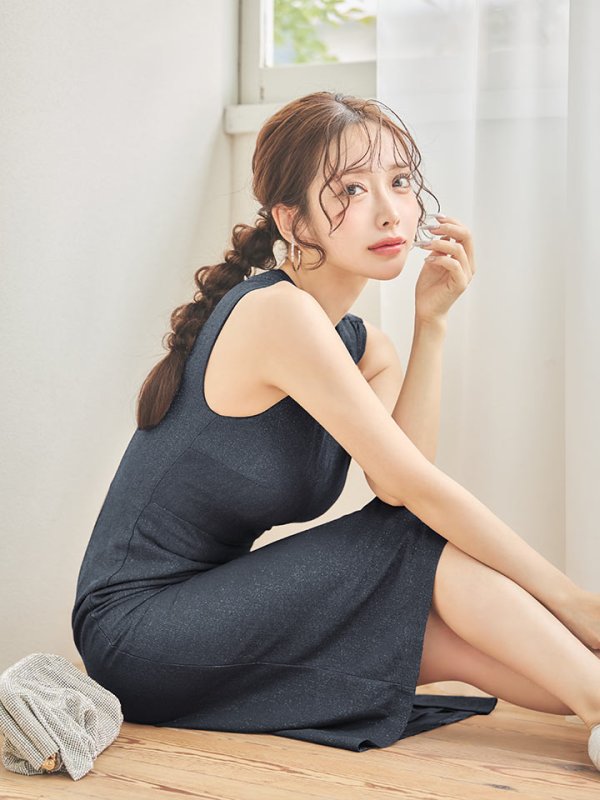 モデル：朝陽凪　身長：156cm　着用サイズ：Sサイズ