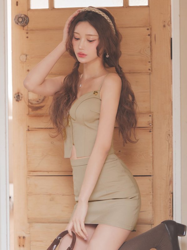 モデル：るりぴ　身長：165cm　着用サイズ：Sサイズ