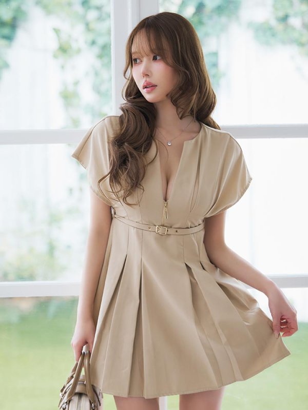 モデル：ゆめ　身長：160cm　着用サイズ：Sサイズ