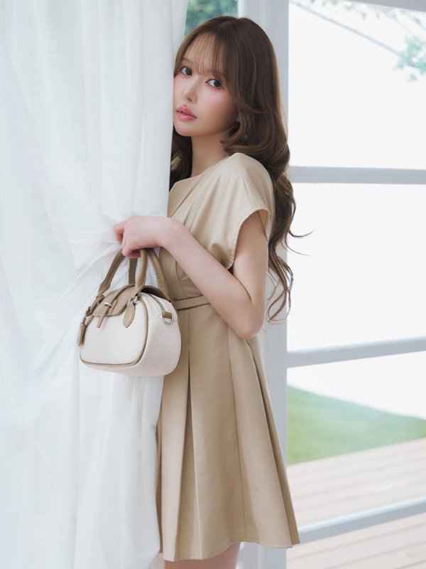 モデル：ゆめ　身長：160cm　着用サイズ：Sサイズ