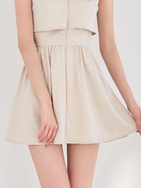 モデル：あすか　身長：170cm　着用サイズ：Sサイズ