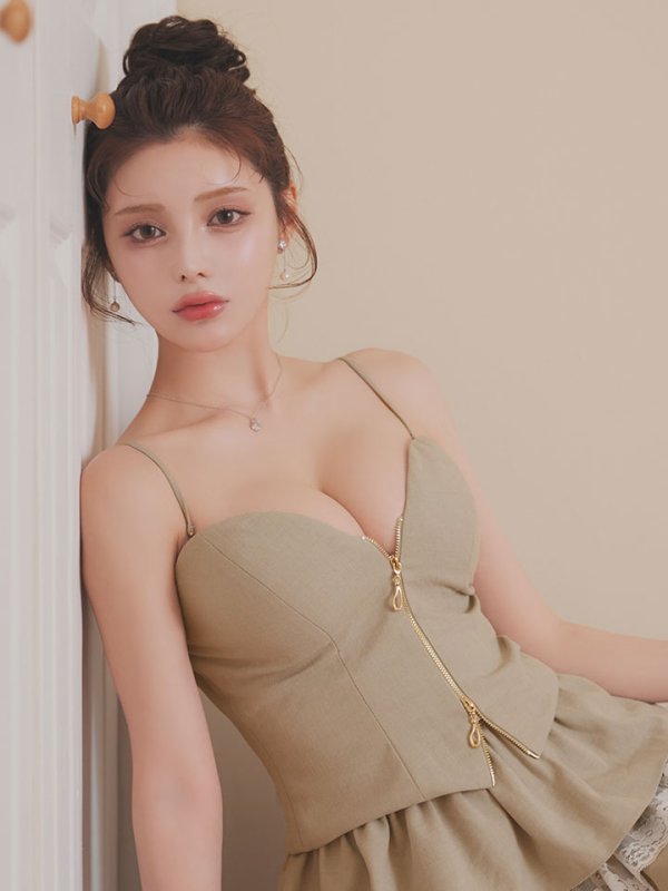 モデル：ももか　身長：156cm　着用サイズ：Sサイズ