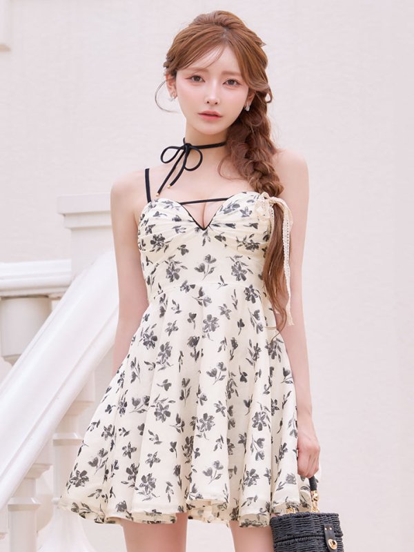 モデル：まみ　身長：161cm　着用サイズ：Sサイズ