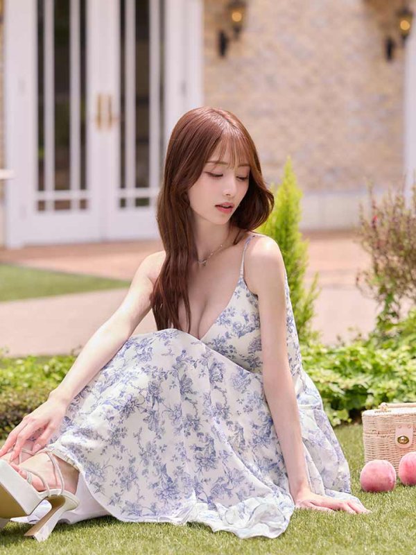 モデル：天海りこ　身長：156cm　着用サイズ：Sサイズ