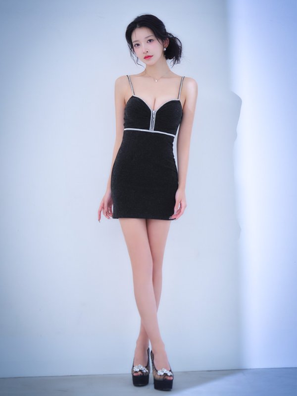 モデル：ゆいぴす　身長：170cm　着用サイズ：Sサイズ