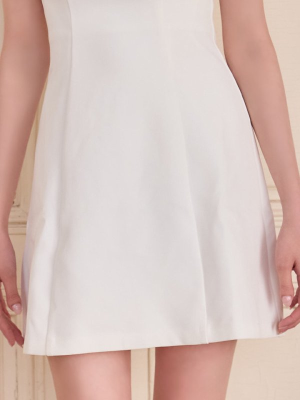 モデル：いおり　身長：164cm　着用サイズ：Sサイズ
