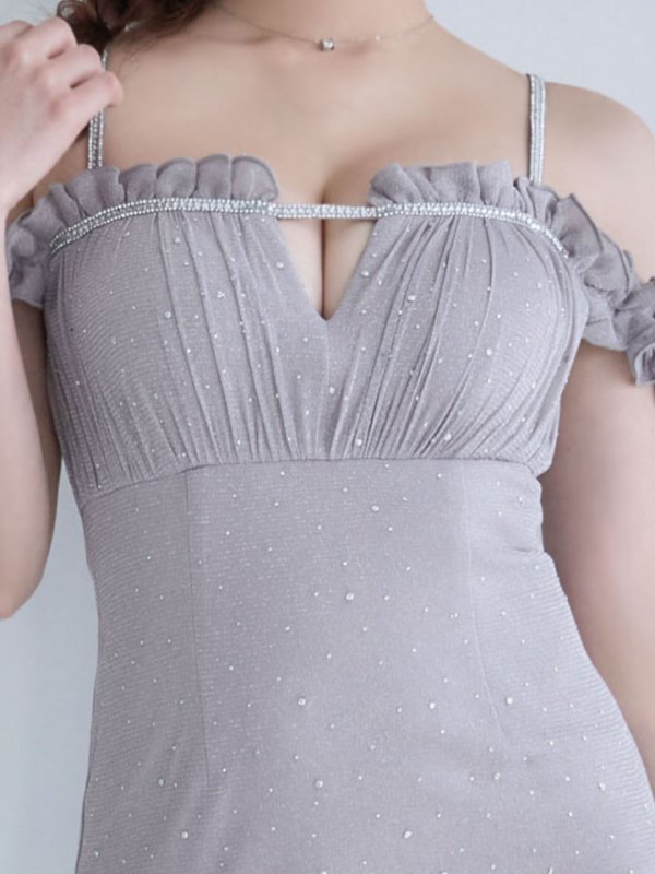 モデル：カルア　身長：156cm　着用サイズ：Sサイズ