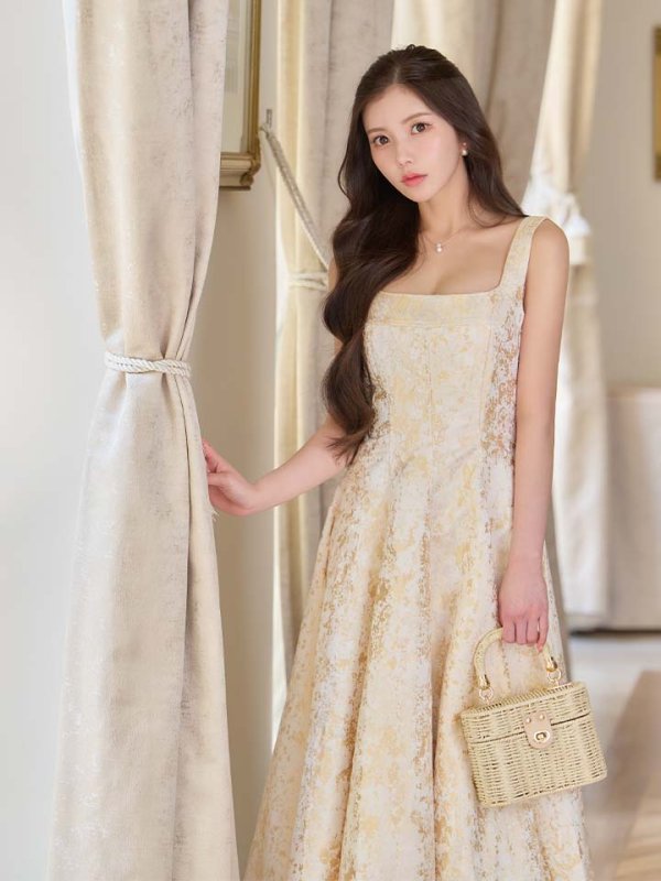 モデル：せいは　身長：161cm　着用サイズ：Sサイズ
