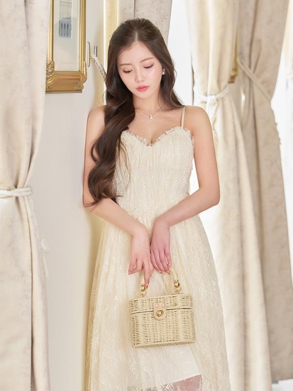 モデル：せいは　身長：161cm　着用サイズ：Sサイズ
