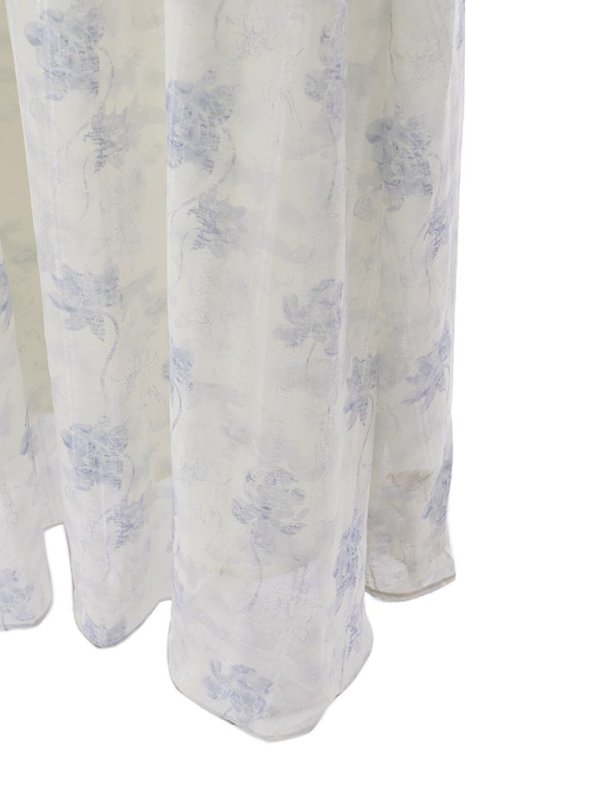 ブルー