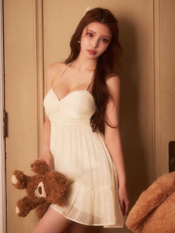 ホワイト　モデル：ももか　身長：156cm　着用サイズ：Sサイズ