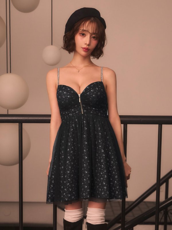 モデル：天海りこ　身長：156cm　着用サイズ：Sサイズ