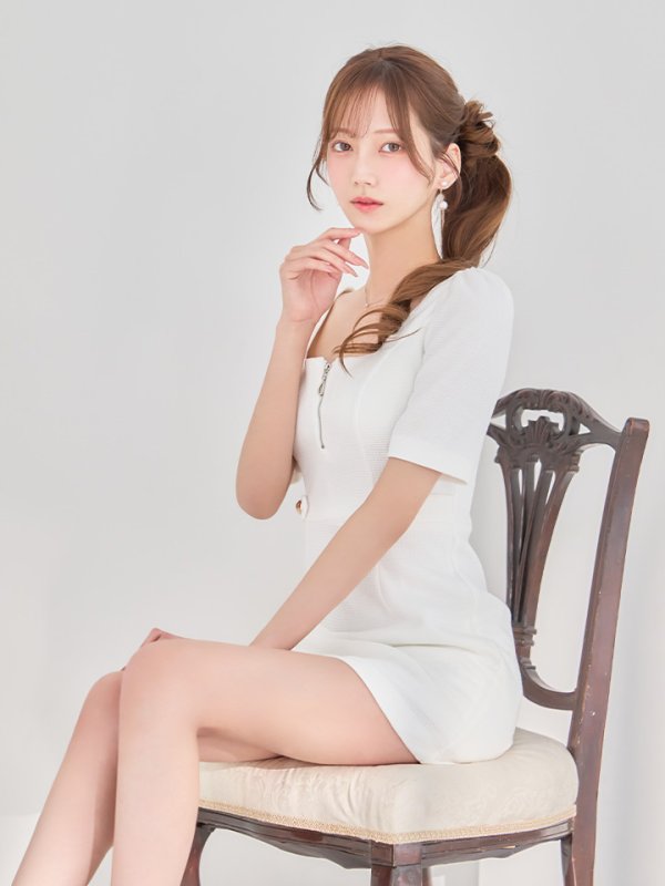 モデル：あすか　身長：170cm　着用サイズ：Sサイズ