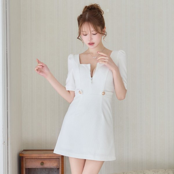 ホワイト　モデル：ゆめ　身長：160cm　着用サイズ：Sサイズ