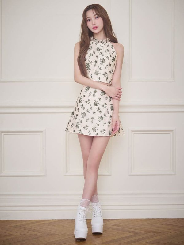 モデル：るりぴ　身長：165cm　着用サイズ：Sサイズ