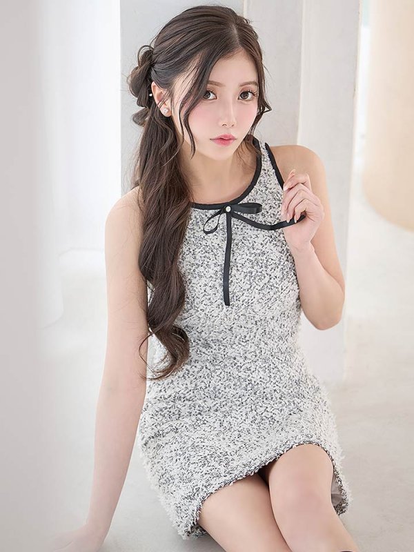 モデル：せいは　身長：161cm　着用サイズ：Sサイズ