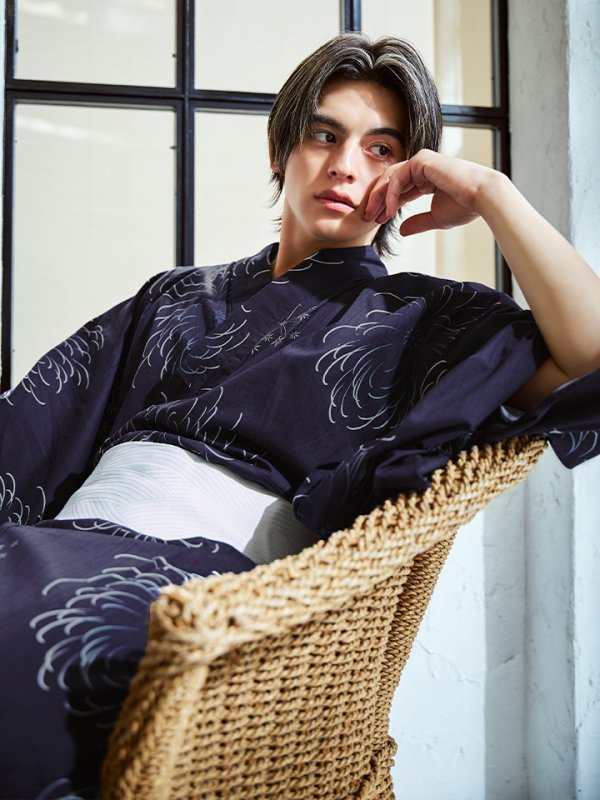 モデル：元之介　身長181cm　着用サイズ：Lサイズ