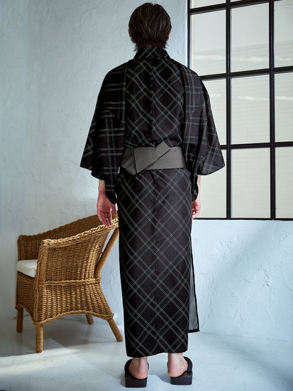 モデル：元之介　身長181cm　着用サイズ：Lサイズ