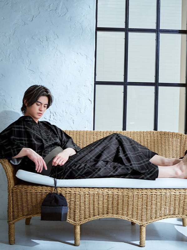 モデル：元之介　身長181cm　着用サイズ：Lサイズ