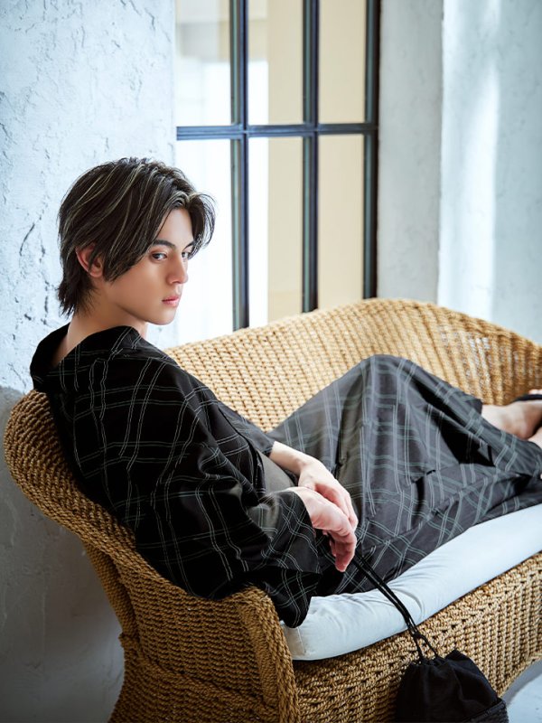 モデル：元之介　身長181cm　着用サイズ：Lサイズ