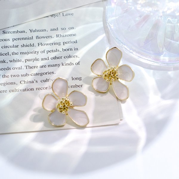 画像2: 【アクセサリー：ピアス】【水着小物：アクセサリー】ホワイトフラワーピアス[HC03]
