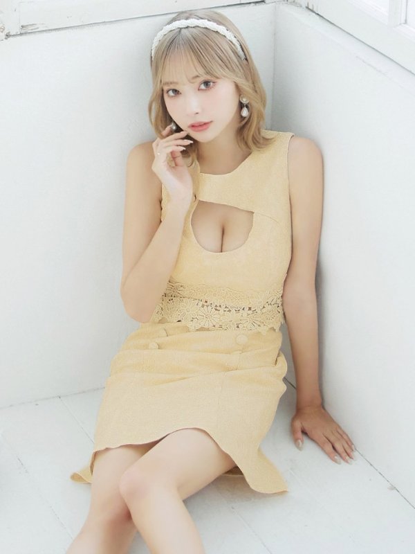 モデル：PyunA.(ぴょな)　身長：160cm　着用サイズ：Sサイズ