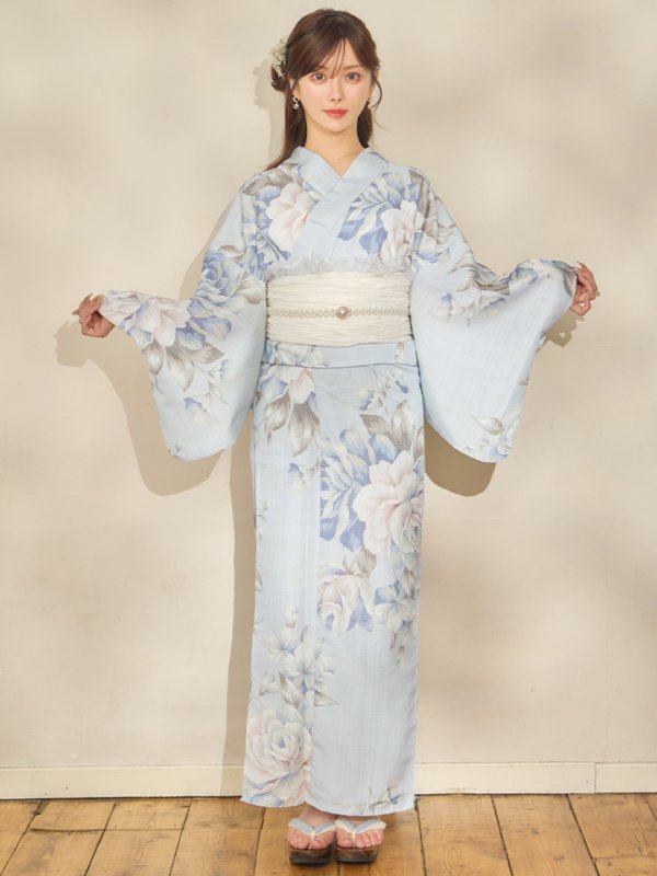モデル：朝日向まり　身長：167cm　着用サイズ：Fサイズ
