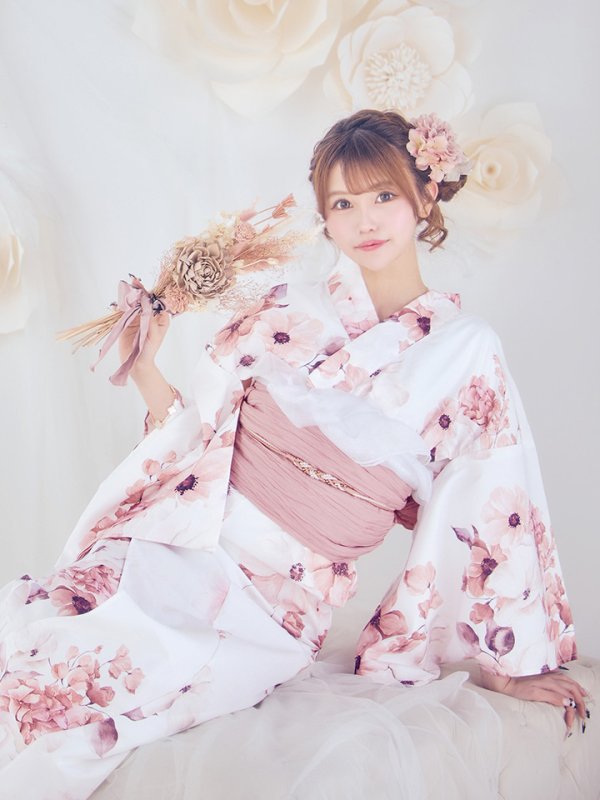 画像1: レッドブラウンブーケ浴衣  【浴衣３点セット 浴衣/帯/下駄】OBI-siwa-200-kj-8-P / HIMO-900-yn-8-P / HEKO-800-sb-5-W / GETA-01-kj-7-P [YMT]