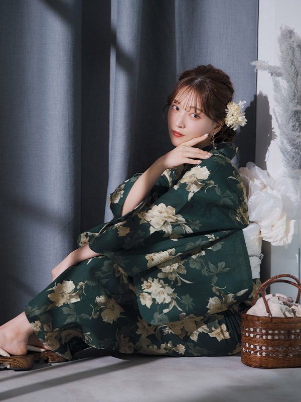 モデル：麻亜里　身長：160cm　着用サイズ：Fサイズ