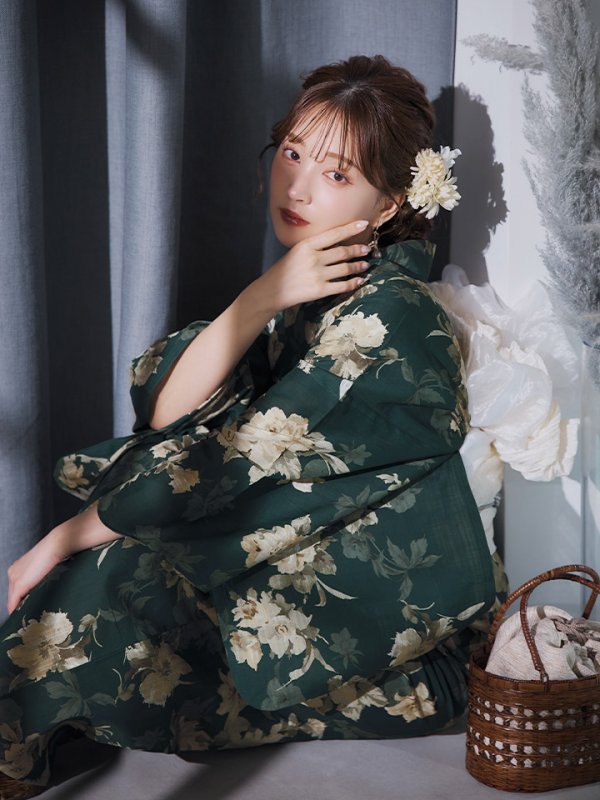モデル：麻亜里　身長：160cm　着用サイズ：Fサイズ
