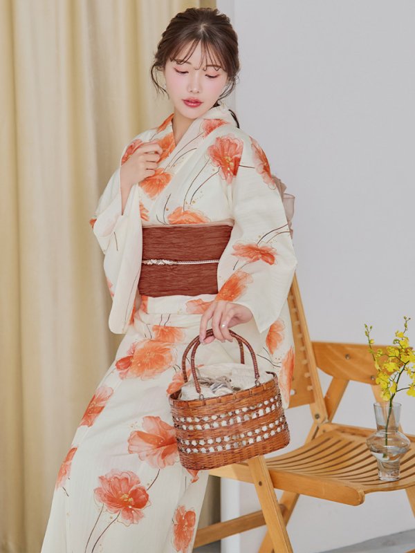 モデル：えみ姉　身長：158cm　着用サイズ：Fサイズ