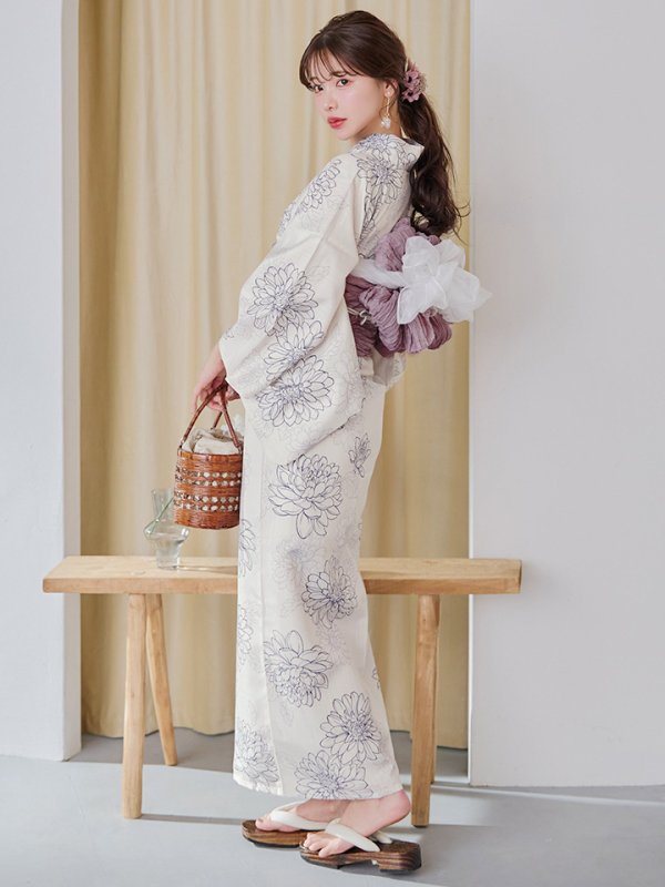 モデル：えみ姉　身長：158cm　着用サイズ：Fサイズ