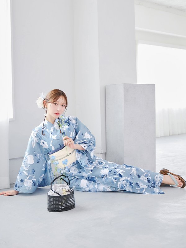 モデル：菅野結以　身長：163cm　着用サイズ：Fサイズ