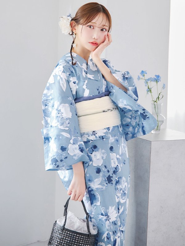 モデル：菅野結以　身長：163cm　着用サイズ：Fサイズ