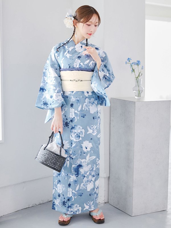 モデル：菅野結以　身長：163cm　着用サイズ：Fサイズ