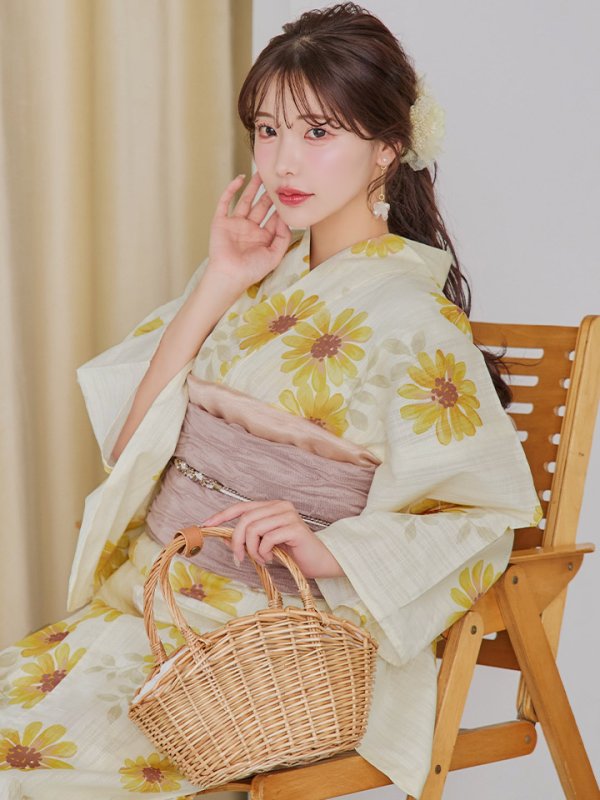 モデル：えみ姉　身長：158cm　着用サイズ：Fサイズ