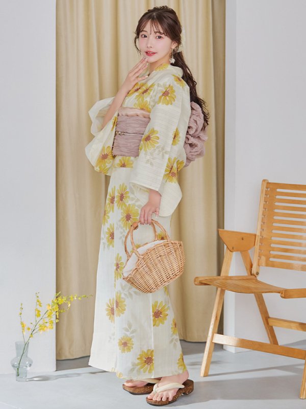 モデル：えみ姉　身長：158cm　着用サイズ：Fサイズ