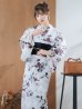 画像1: 【即日発送】ニュアンスモノトーンフラワー浴衣 OBI-siwa-200-kj-1-B / HIMO-900-yn-4-GYxGY / HEKO-800-sb-5-W / YA-73-kn-GY / GETA-01-kj-3-IV[YMT] (1)