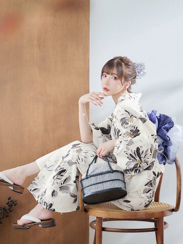 画像9: 【即日発送】水彩風モノトーンフラワー浴衣  【浴衣３点セット 浴衣/帯/下駄】[YMT]