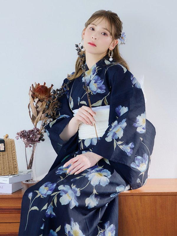 画像1: 【即日発送】ネイビー＆ブルー牡丹浴衣  【浴衣３点セット 浴衣/帯/下駄】OBI-siwa-202-ok-5-IV / HIMO-900-yn-5-IV / HEKO-800-sb-5-W / YA-1025-wk-BL / GETA-02-ok-2-IV[YMT]